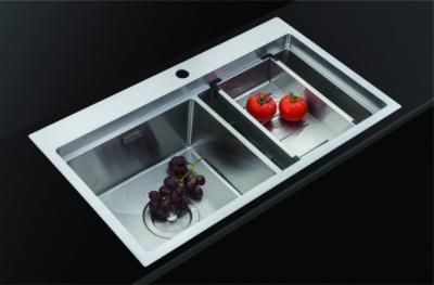 Chậu rửa chén LUXTA 8049-3.0