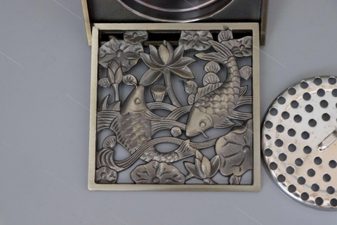 Phễu Thoát Sàn Cổ Điển