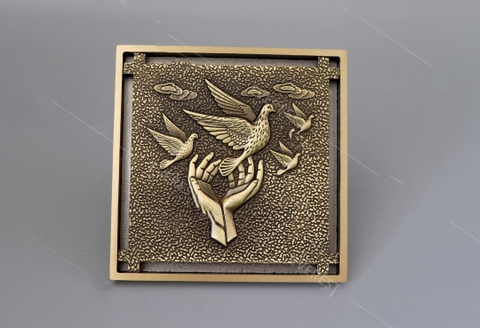 Phễu Thoát Sàn Cổ Điển