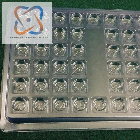 Khay 200 khoang – 0.300mm X 0.275mmX 0.16mm