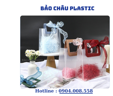 Túi Trong Suốt Tay Cầm Hình Tròn/ Vuông Bằng PVC Chống Nước