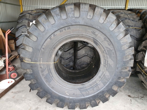 Lốp Triangle 23.5-25 24PR