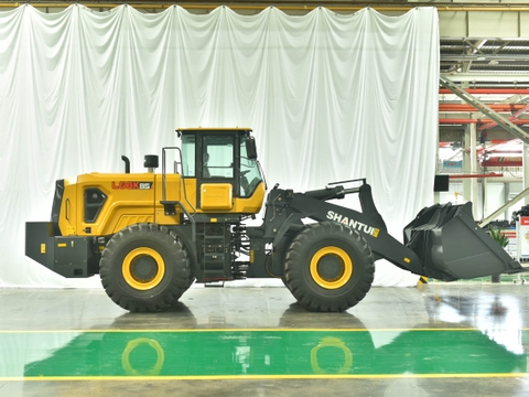 máy xúc lật shantui l68k-1