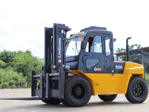 xe nâng liugong E80-1