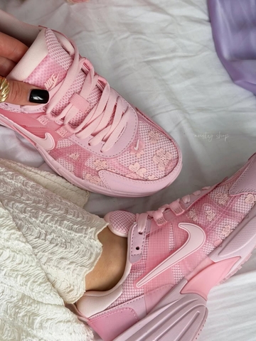 Giày Nike V2K Run Pink HỒNG SAKURA HJ5269-600