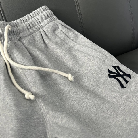 Quần Short New Era Basic Logo New York Yankees - XÁM - 13570091