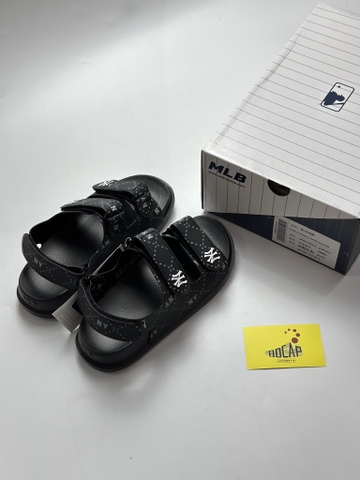 Sandal MLB Chunky New York Yankees - 3ASDCSD33-50BKS