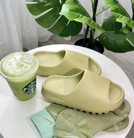 DÉP Adidas Yeezy Slide Resin - FZ5904