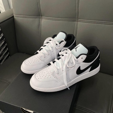 Air Jordan 1 Low ‘Reverse Panda’ 553558-132