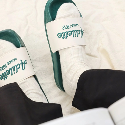 Dép Adidas Adilette XANH LÁ GW8749