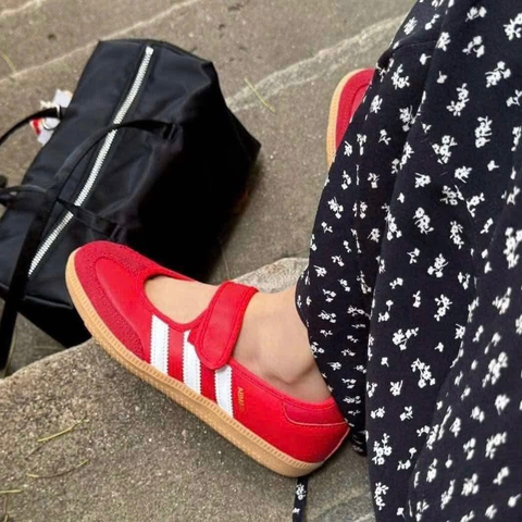 Giày Samba Jane Đỏ JQ6446