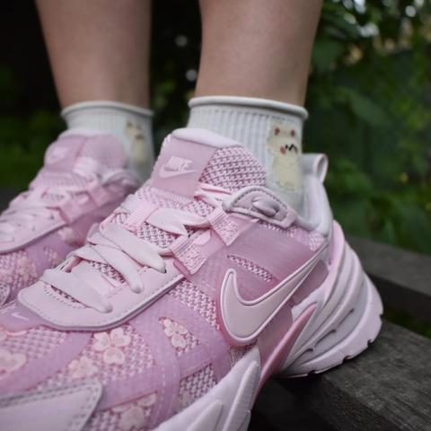 Giày Nike V2K Run Pink HỒNG SAKURA HJ5269-600