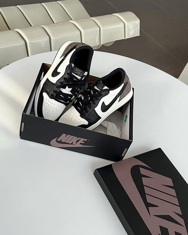 Giày Nike Jordan 1 Retro Low OG GS ‘Mocha’ CZ0858-102