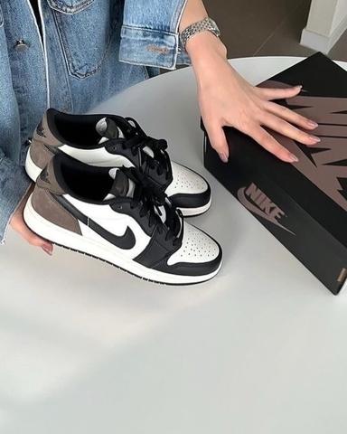 Giày Nike Jordan 1 Retro Low OG GS ‘Mocha’ CZ0858-102