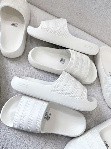 Dép adilette Ayoon TRẮNG GV9536