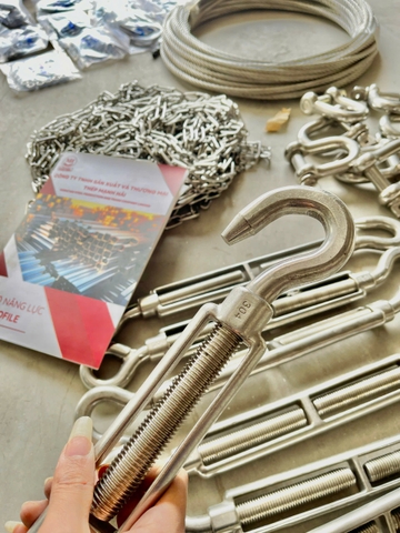 Phụ kiện INOX304 Bulong INOX304 Ecu INOX304 Vòng đệm INOX304 Đai treo INOX304 Ubolt INOX304 Xích INOX304 Cáp INOX304 Tyren INOX304 Tăng đơ INOX304 Thép Mạnh Hải.