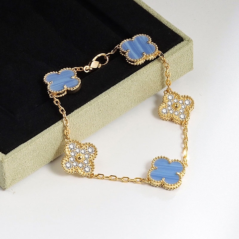 Clover Bracelet - Light Blue Crystals