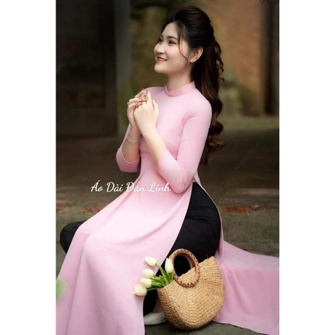Áo dài trơn màu hồng phấn dịu dàng - Áo Dài Đan Linh