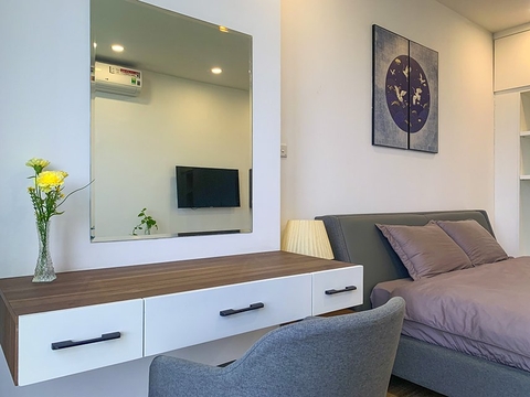 701 • Spring Suites 114 Xuan Dieu