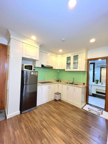 602 (Lake Balcony) • Spring Suites 20 Phạm Huy Thông