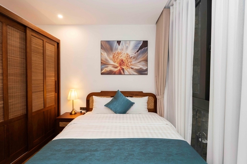 301 • Spring Suites 98 Xuan Dieu