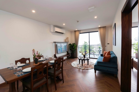 301 • Spring Suites 98 Xuan Dieu