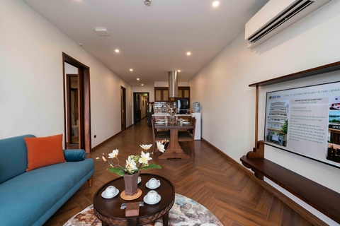 301 • Spring Suites 98 Xuan Dieu