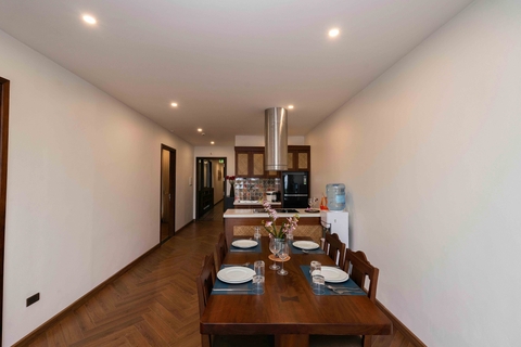 301 • Spring Suites 98 Xuan Dieu