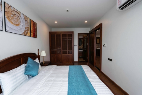 301 • Spring Suites 98 Xuan Dieu