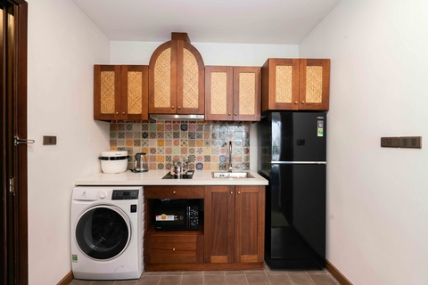 303 • Spring Suites 98 Xuan Dieu