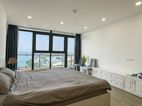 Penthouse (801) • Spring suites 114 Xuan Dieu