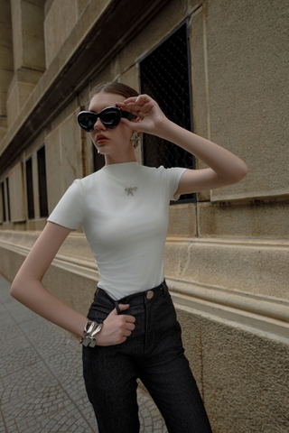 High collar T-shirt - Áo thun cổ cao nơ đá