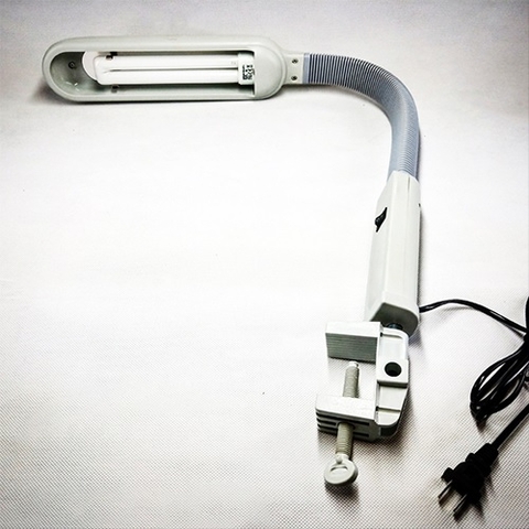 Bộ Đèn Chiếu Vàng Da 18W Osram