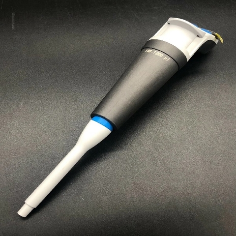 Micropipette điện tử Finnpipette Novus đơn kênh (thể tích: 50-1000 μL) Thermo Scientific (Mã: 46200600)