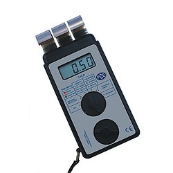 Máy đo độ ẩm gỗ và VLXD PCE WP24