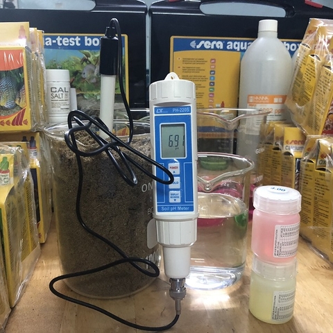 Máy đo độ PH của đất dạng bút LUTRON PH-220S