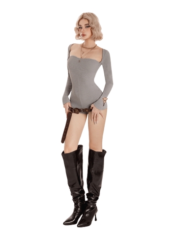 Sisters Jump đùi hở lưng gợi cảm Reese