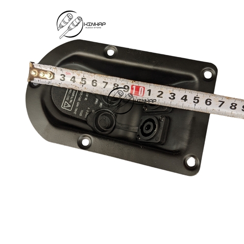 Trạm Array Mini - Giải pháp âm thanh nhỏ gọn và mạnh mẽ cho các sự kiện, hội nghị và không gian nhỏ.