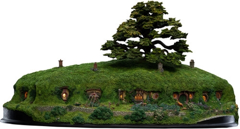 WETA Workshop Limited Edition Polystone - The Lord of the Rings - Environment - Bag End on the Hill (Limited Edition)