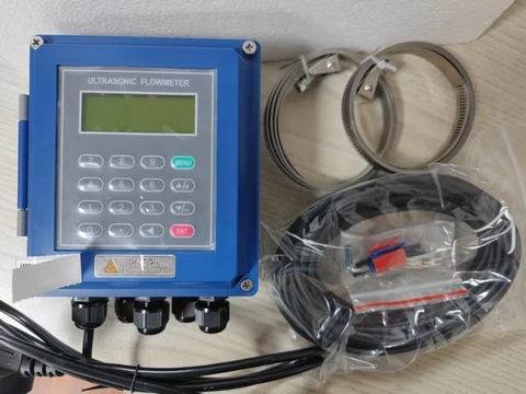 Thiết Bị Đo Lưu Lượng Siêu Âm Kẹp Ngoài Giá Rẻ