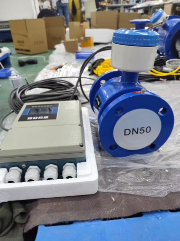 ĐỒNG HỒ ĐO LƯU LƯỢNG MÀN HÌNH RỜI