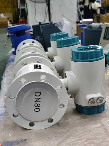 ĐỒNG HỒ ĐO LƯU LƯỢNG ĐIỆN TỪ