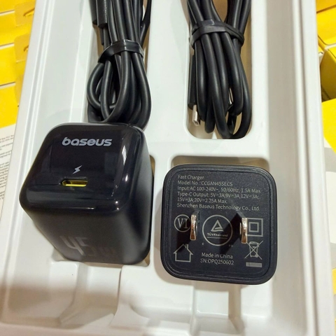 [Instock] Bộ củ + cáp sạc Baseus 45w, công nghệ GAN6 siêu nhỏ gọn (Kho đối tác)