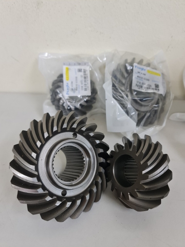 W9516-51500 Nhông 15R  dàn xới KRX164 (Bộ15-22)