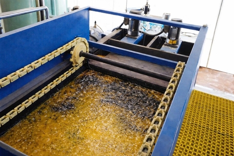 Nước thải nhiễm dầu, đặc trưng và phương pháp xử lý