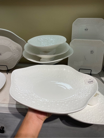 Đĩa oval sâu 12 trắng chấm nổi