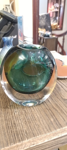 Bình thuỷ tinh bong bóng