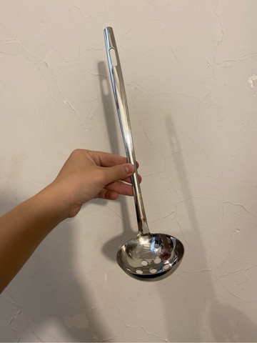 Muôi lỗ bạc 8 cm 202