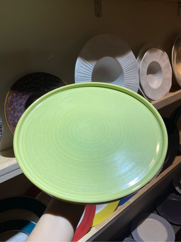 Đĩa tròn vành đứng 26cm xanh bơ