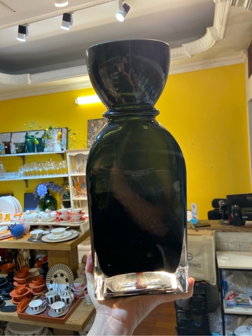 Lọ thuỷ tinh đen thổi